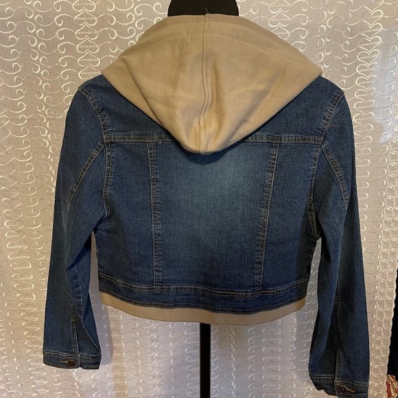 GIRLS HIP JEANS JACKET WITH HOODIE INSERT SIZE L - Picture 2 of 3